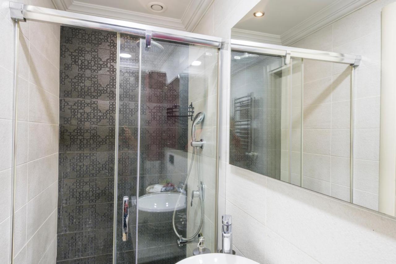 Apartment Elegant 2 Bedroom Duplex House With Garden In Cihangir *